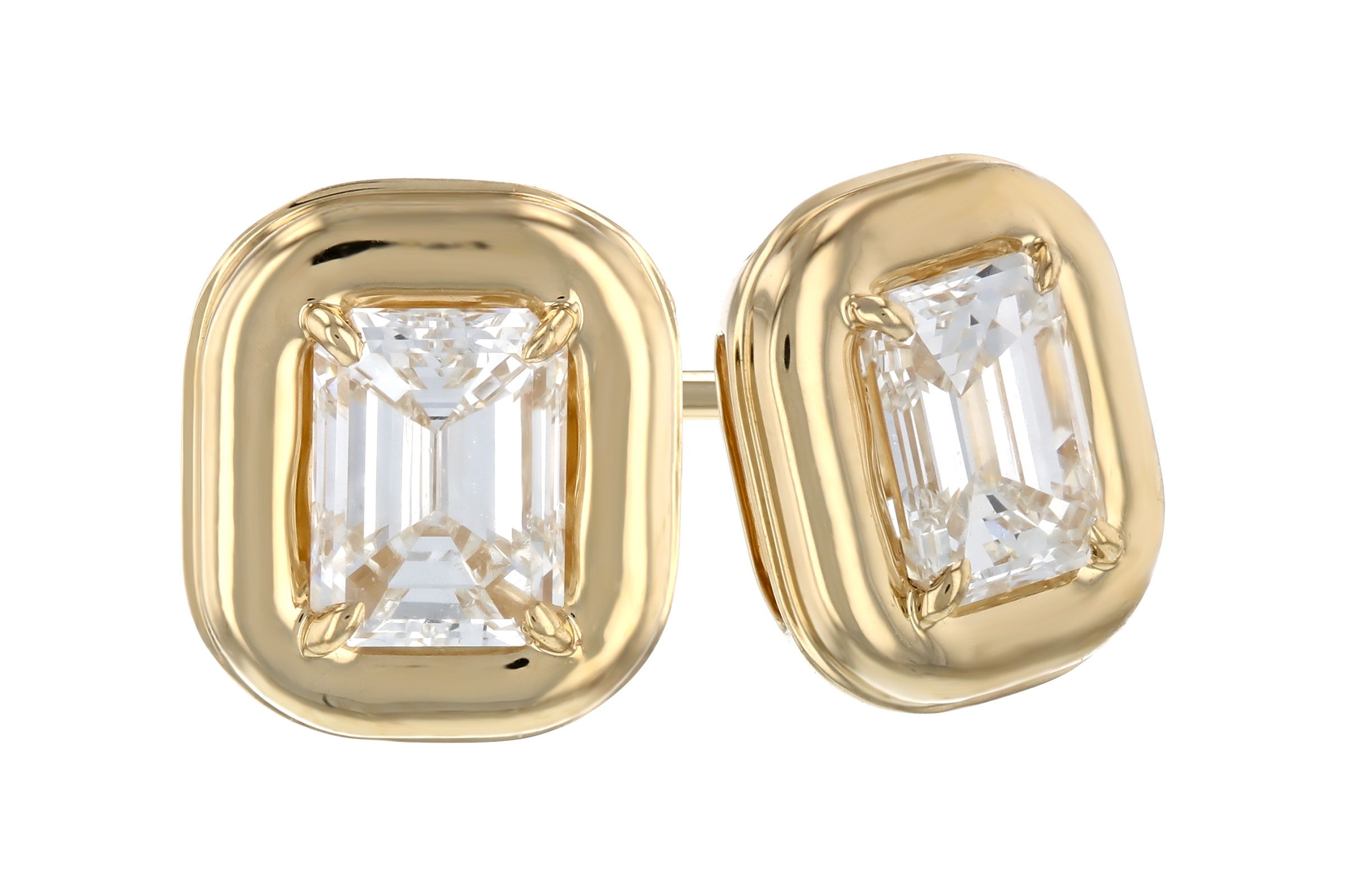 B312-03015: EARRINGS .48 TW EMERALD CUT DIA