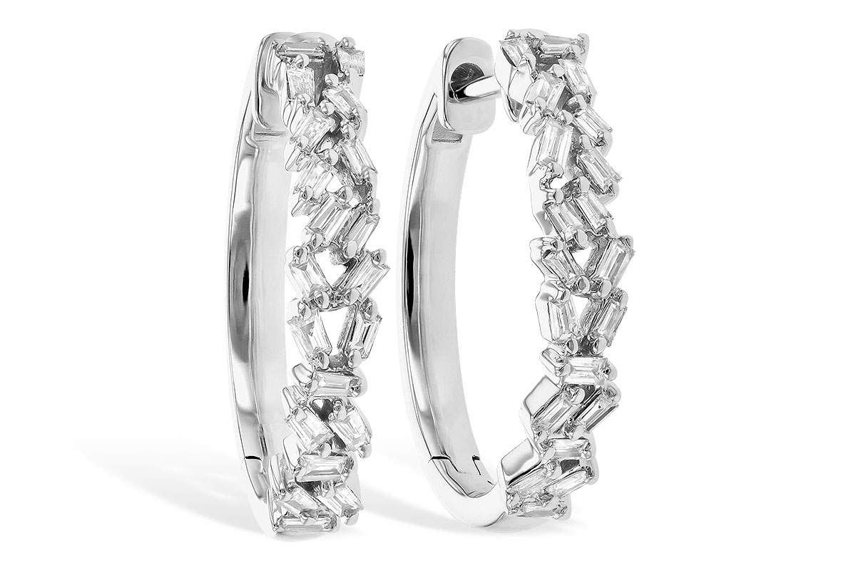 E309-30342: EARR .26 TW BAGUETTES