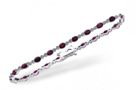 F220-26660: BRACELET 4.08 RUBY 4.55 TGW