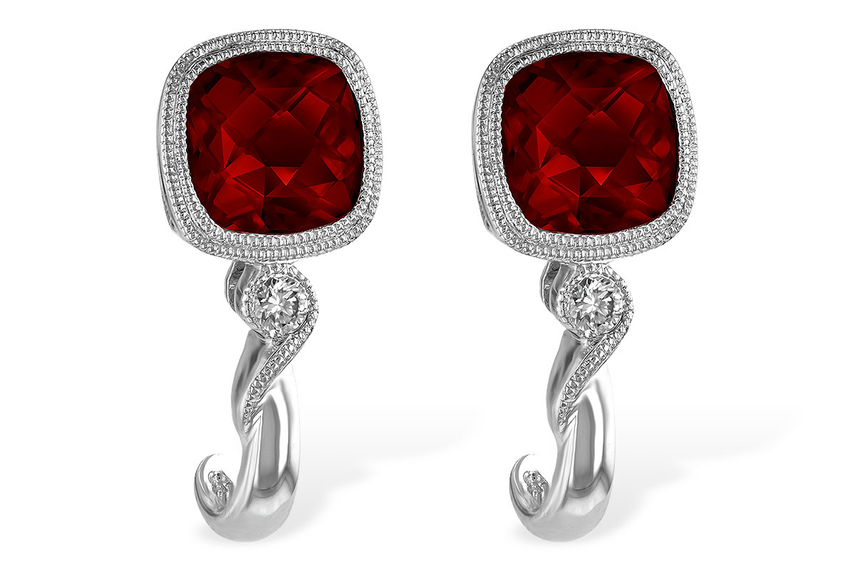 H220-25805: EARRINGS 2.36 GARNET 2.40 TGW