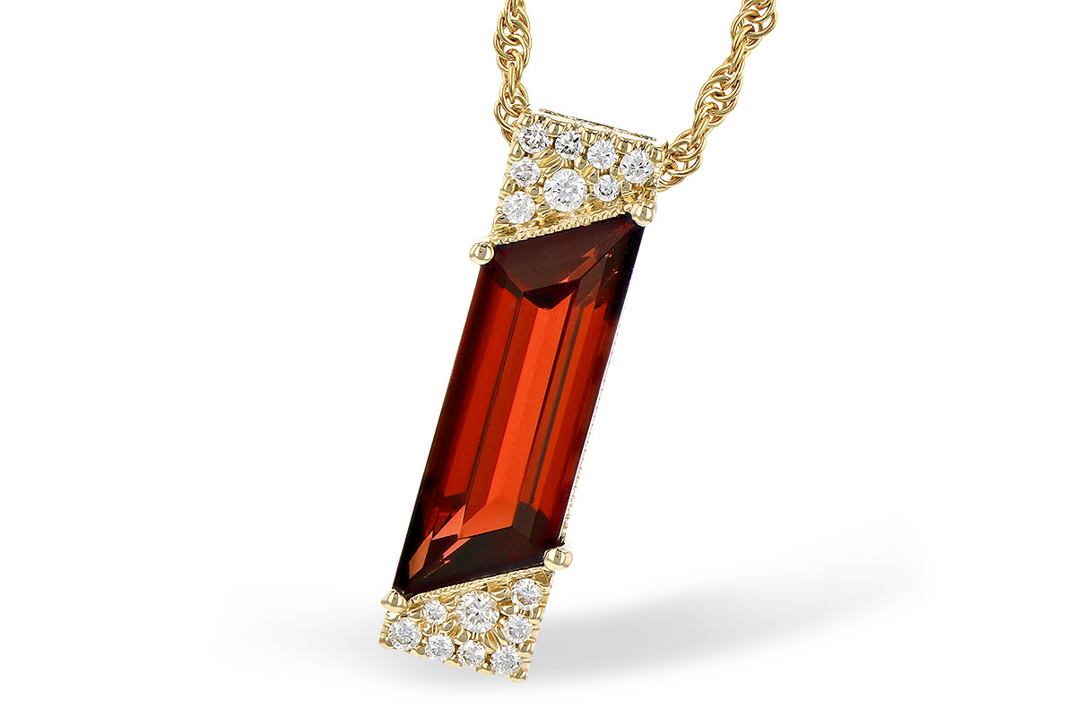 K309-31214: NECK 2.16 GARNET 2.25 TGW