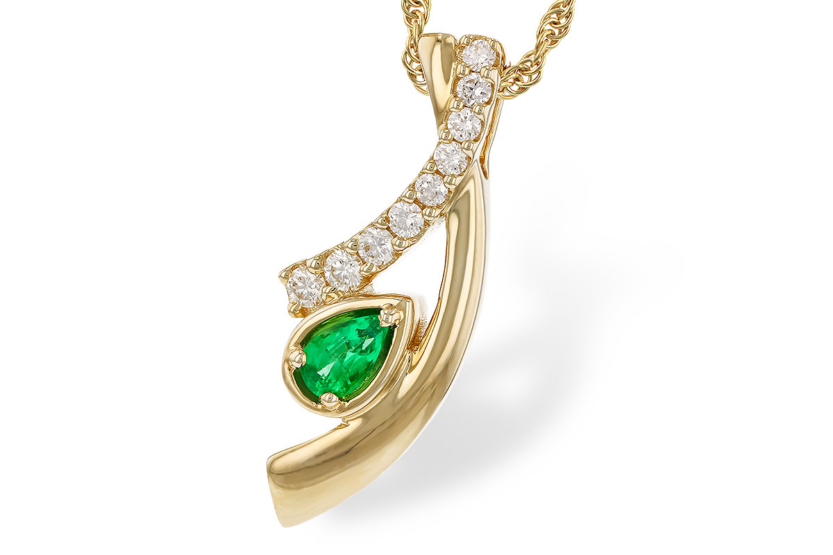 K311-14832: NECKLACE .17 EMERALD .34 TGW (5x3 EMER)